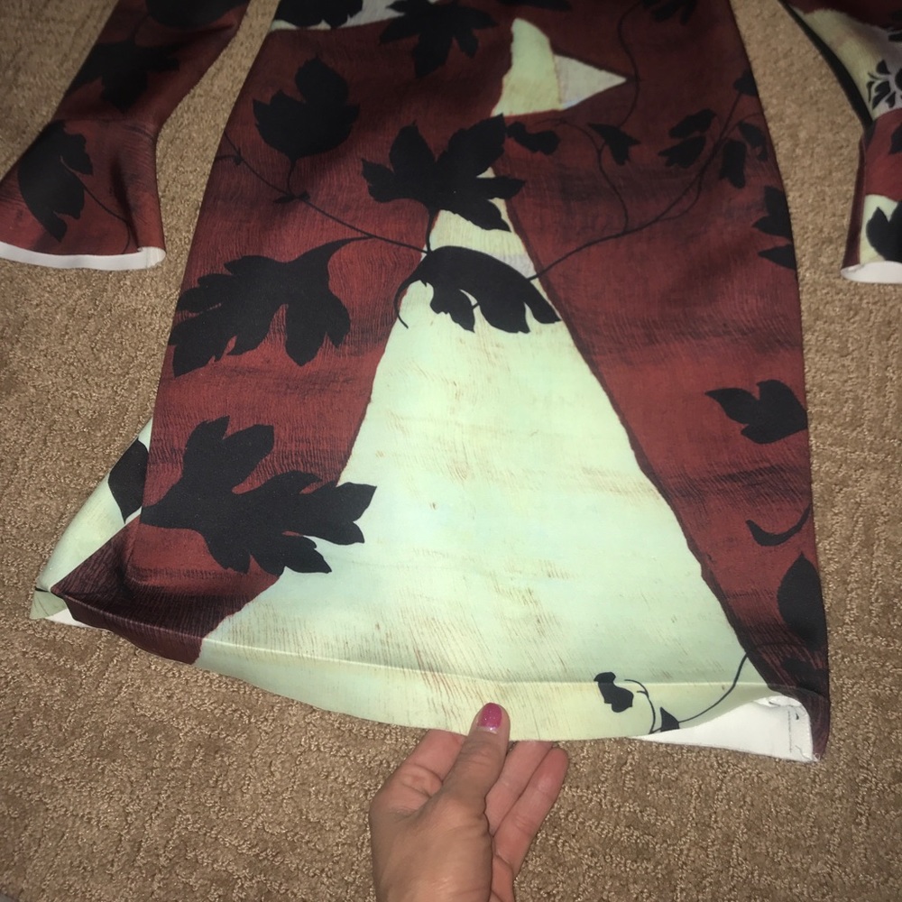 Dress - Picture 4 of 7